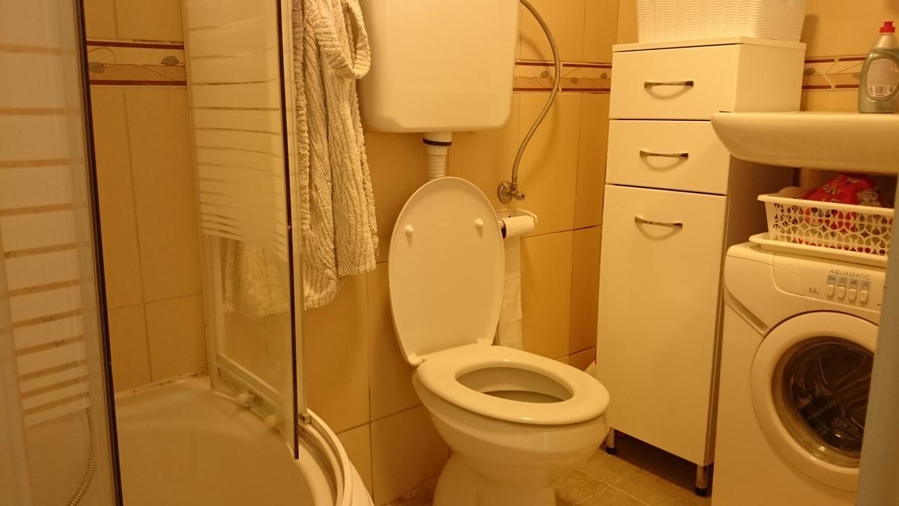 Bg Apartman Sutomore Exterior foto