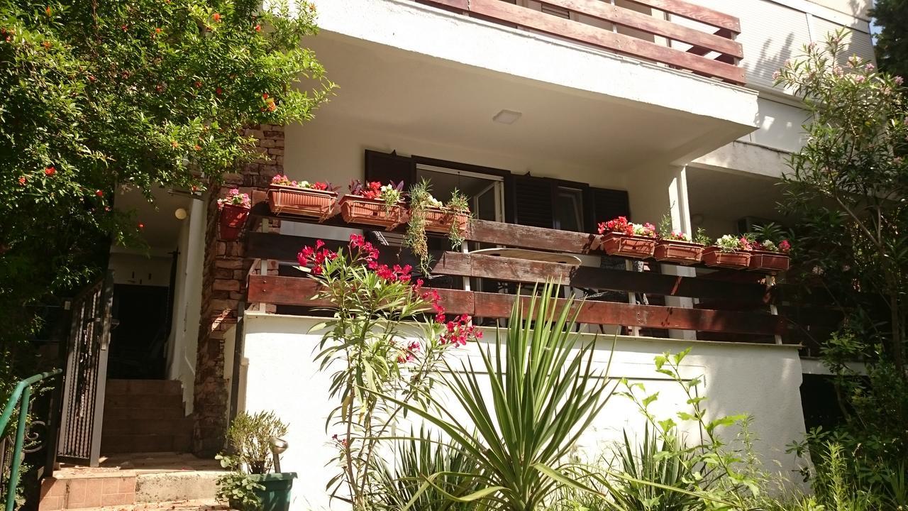 Bg Apartman Sutomore Exterior foto