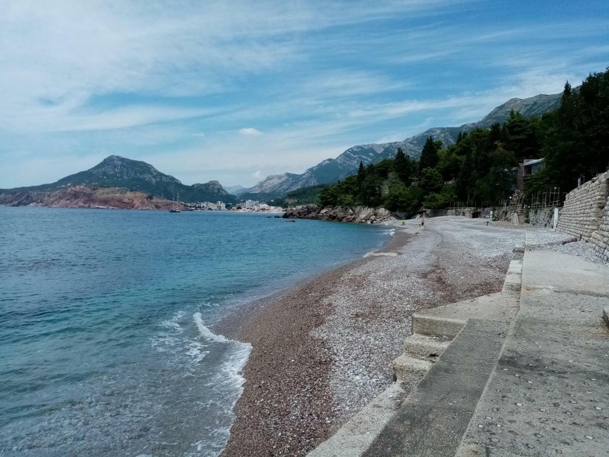 Bg Apartman Sutomore Exterior foto